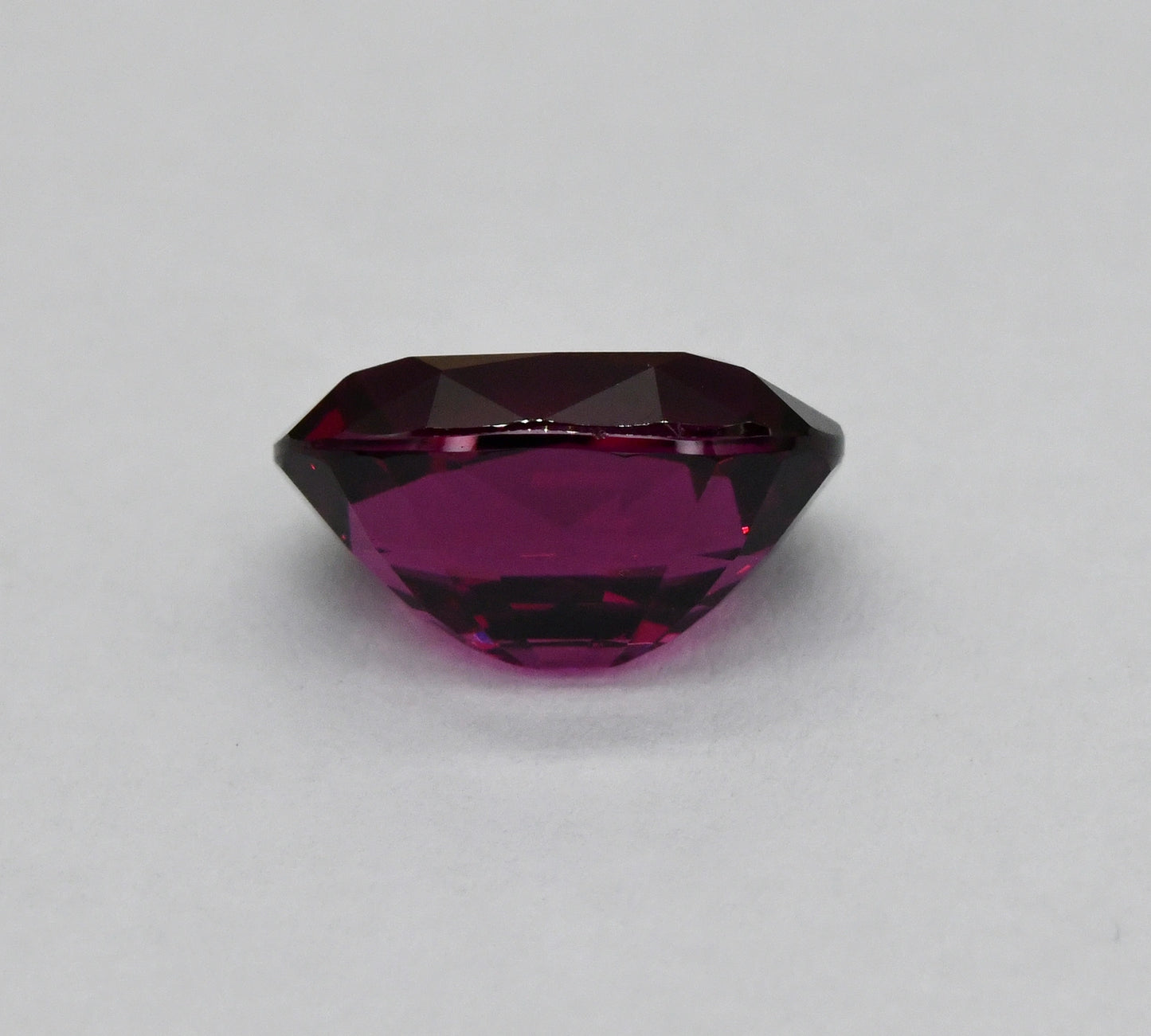 8.37ct Flawless Pink Rhodolite Garnet | Natural Tanzanian Oval Cut GAR18