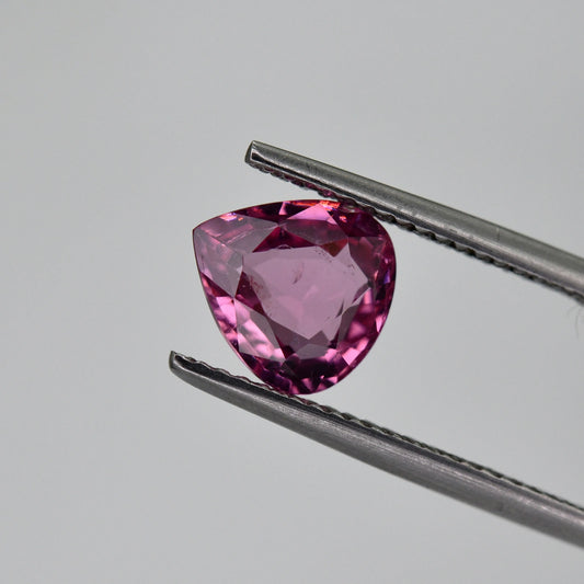 1.93ct Unheated Natural Pink Spinel | VVS1 Tanzanian Pear Cut COBS25