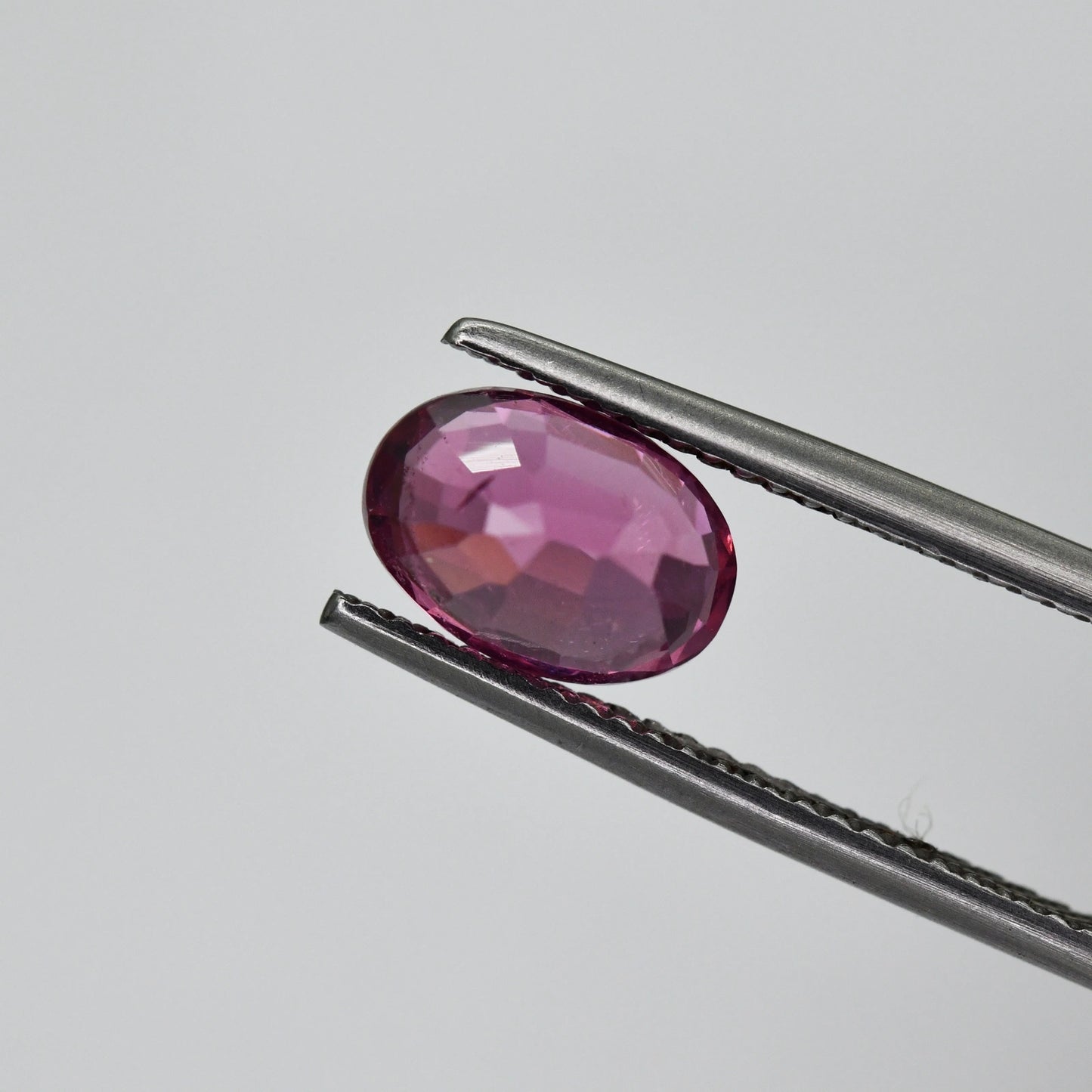 2.41ct Natural Pink Spinel – Internally Flawless (IF) Tanzanian Oval COBS11