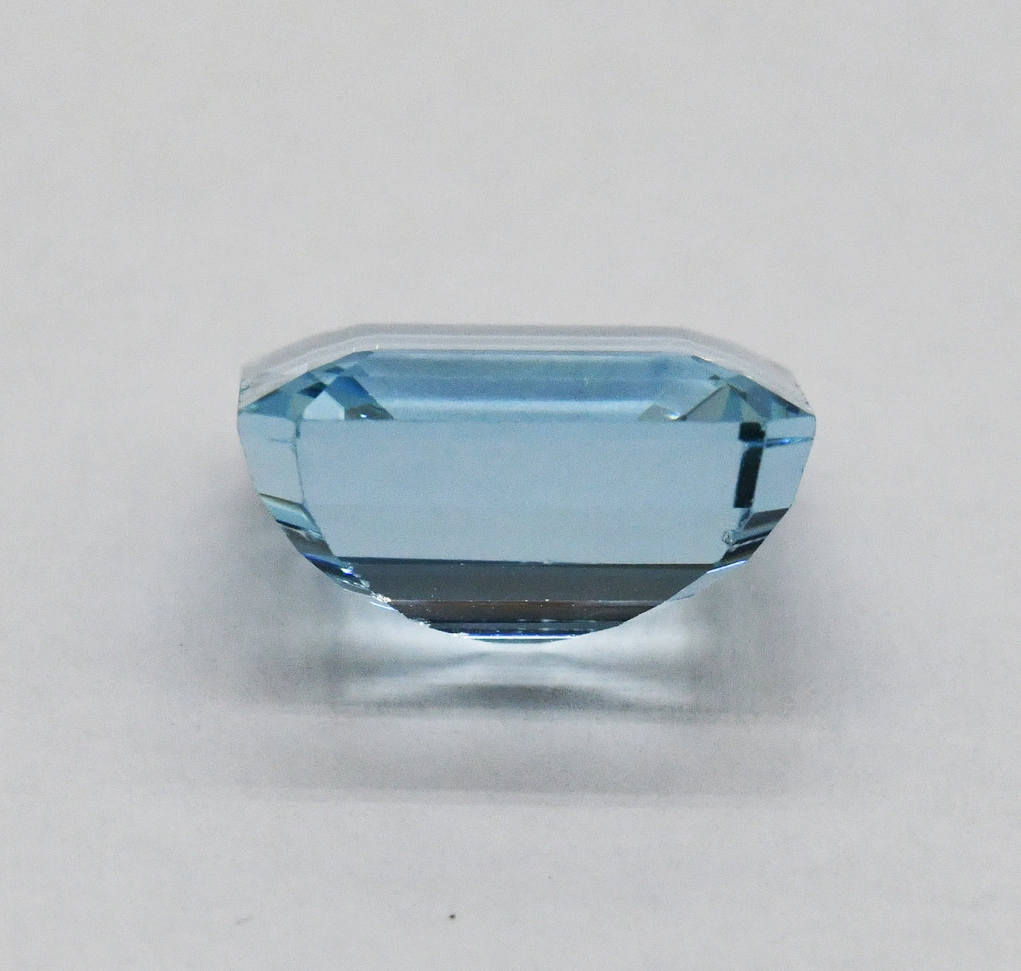 10.22ct Natural Indian Aquamarine – Flawless Cushion Cut Gemstone AQA 01