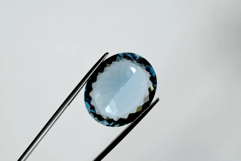 30.11ct Natural Oval Aquamarine – Huge Untreated Faceted Gemstone AQA06