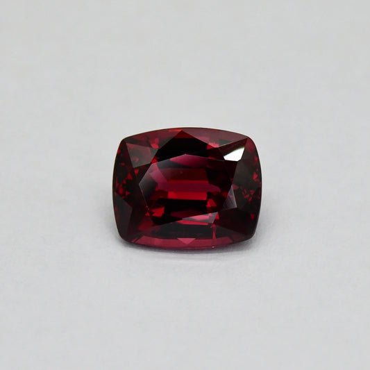 7.12 Cts Rhodolite Garnet 