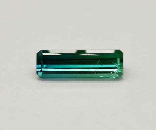 7.21ct Natural Bi-Color Tourmaline 