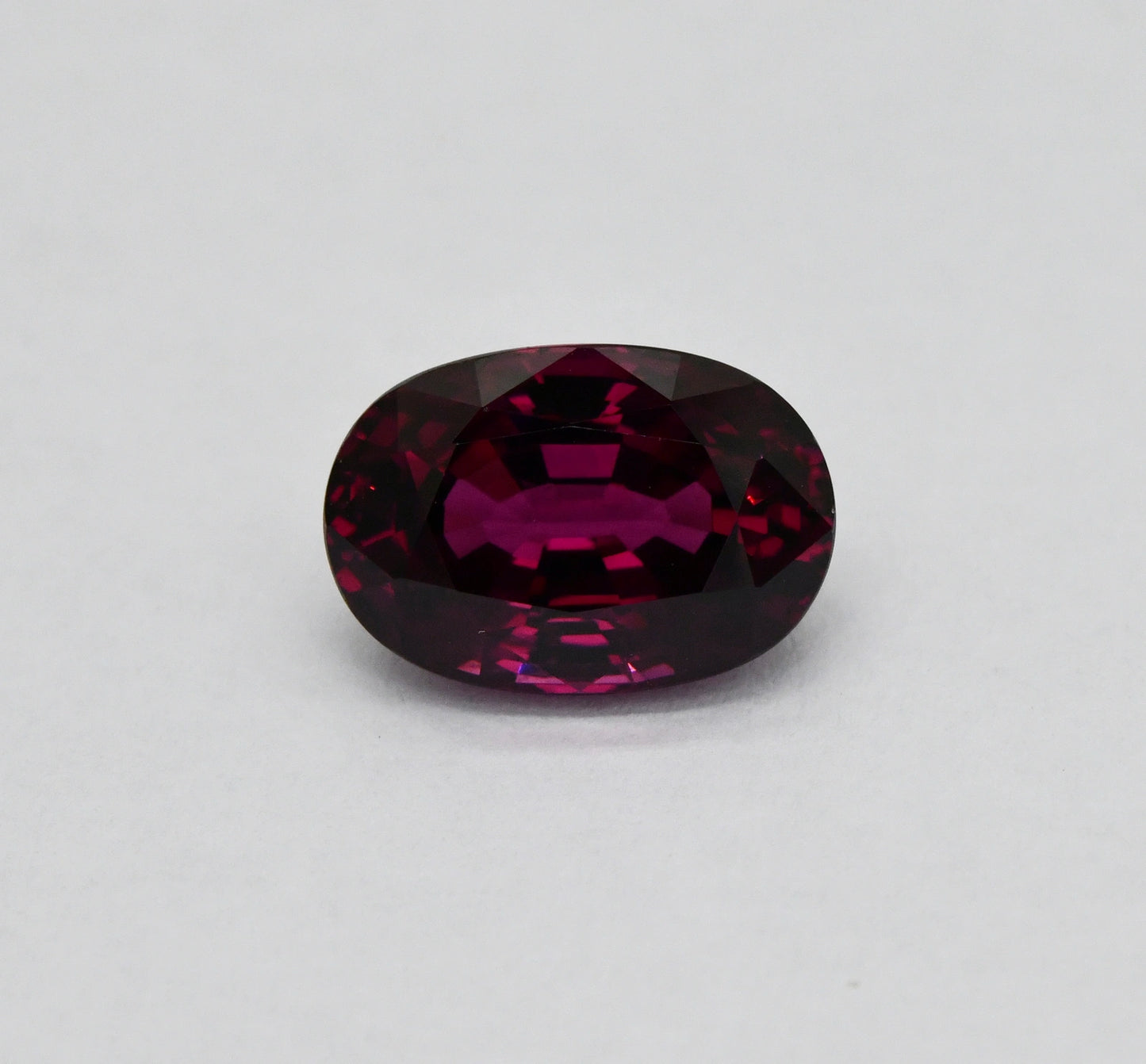 8.37ct Flawless Pink Rhodolite Garnet | Natural Tanzanian Oval Cut GAR18