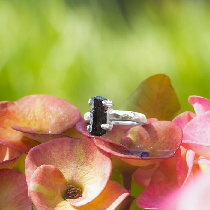 Starborn Black Tourmaline Prong Ring Hammered Sterling Silver