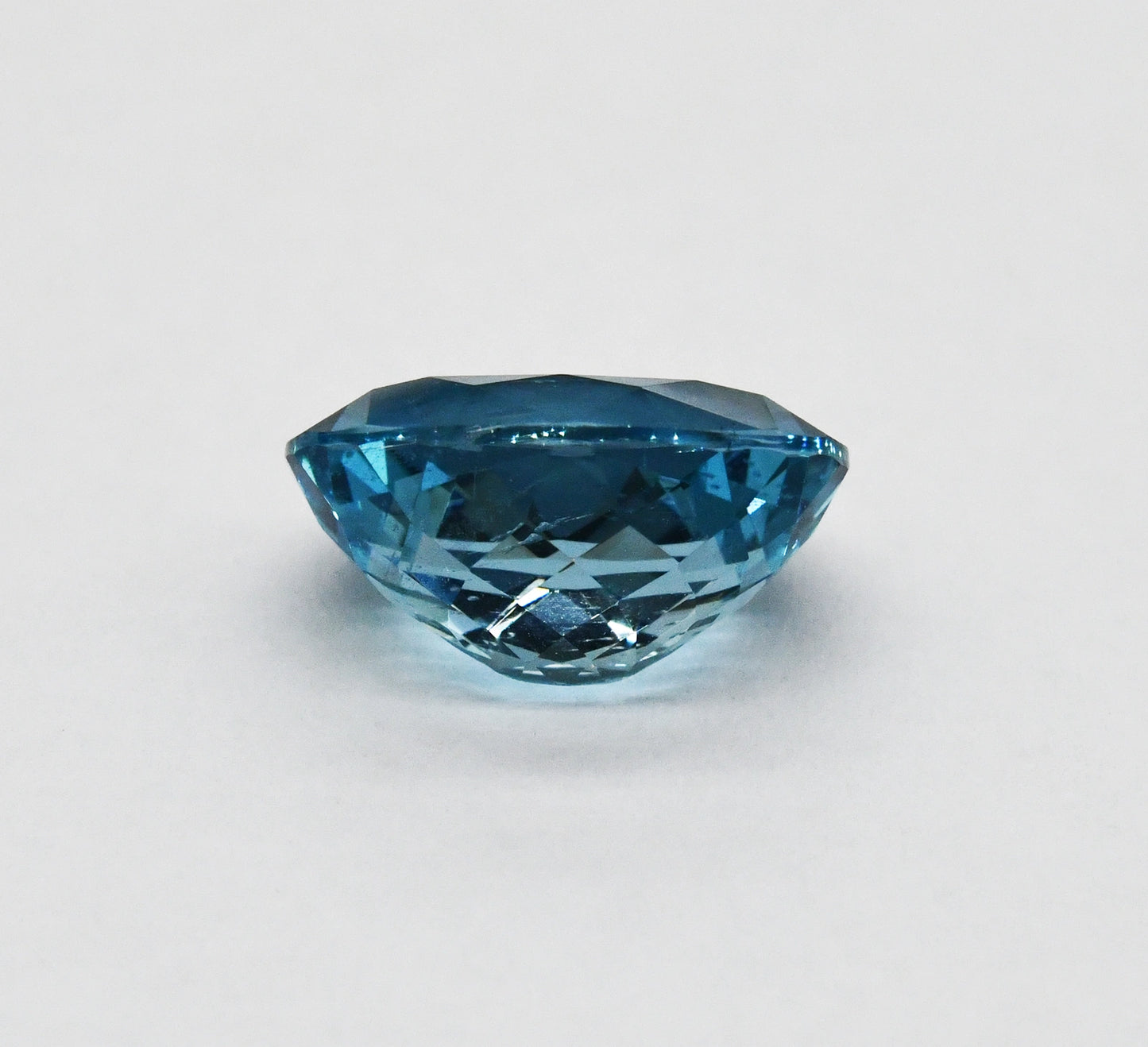8.23ct Santa Maria Blue Aquamarine – Flawless Oval Indian Gemstone AQA04