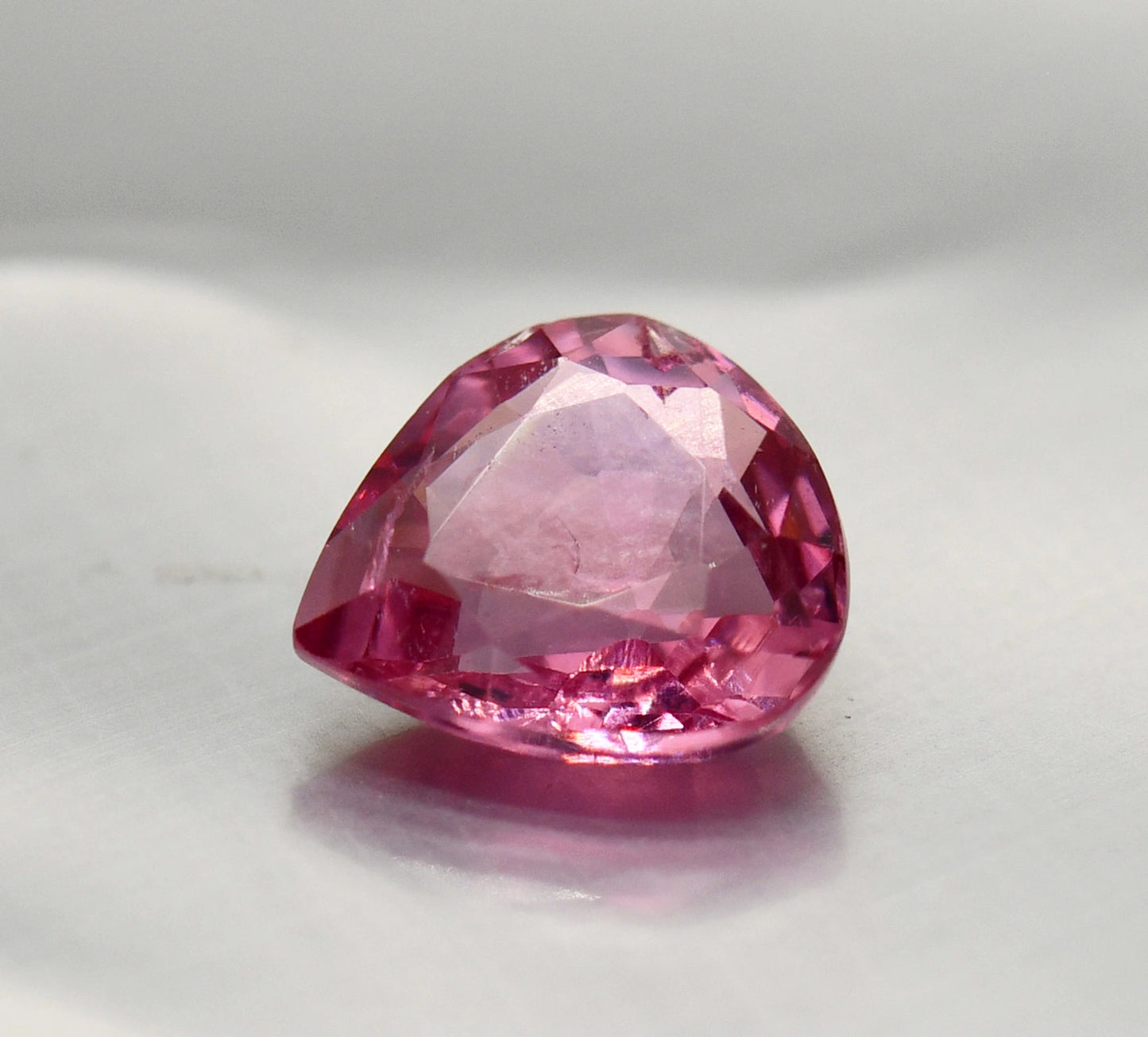 1.93ct Unheated Natural Pink Spinel | VVS1 Tanzanian Pear Cut COBS25