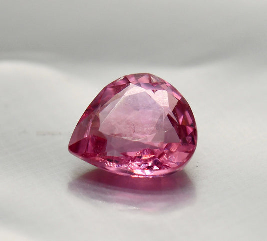 1.93ct Unheated Natural Pink Spinel | VVS1 Tanzanian Pear Cut COBS25