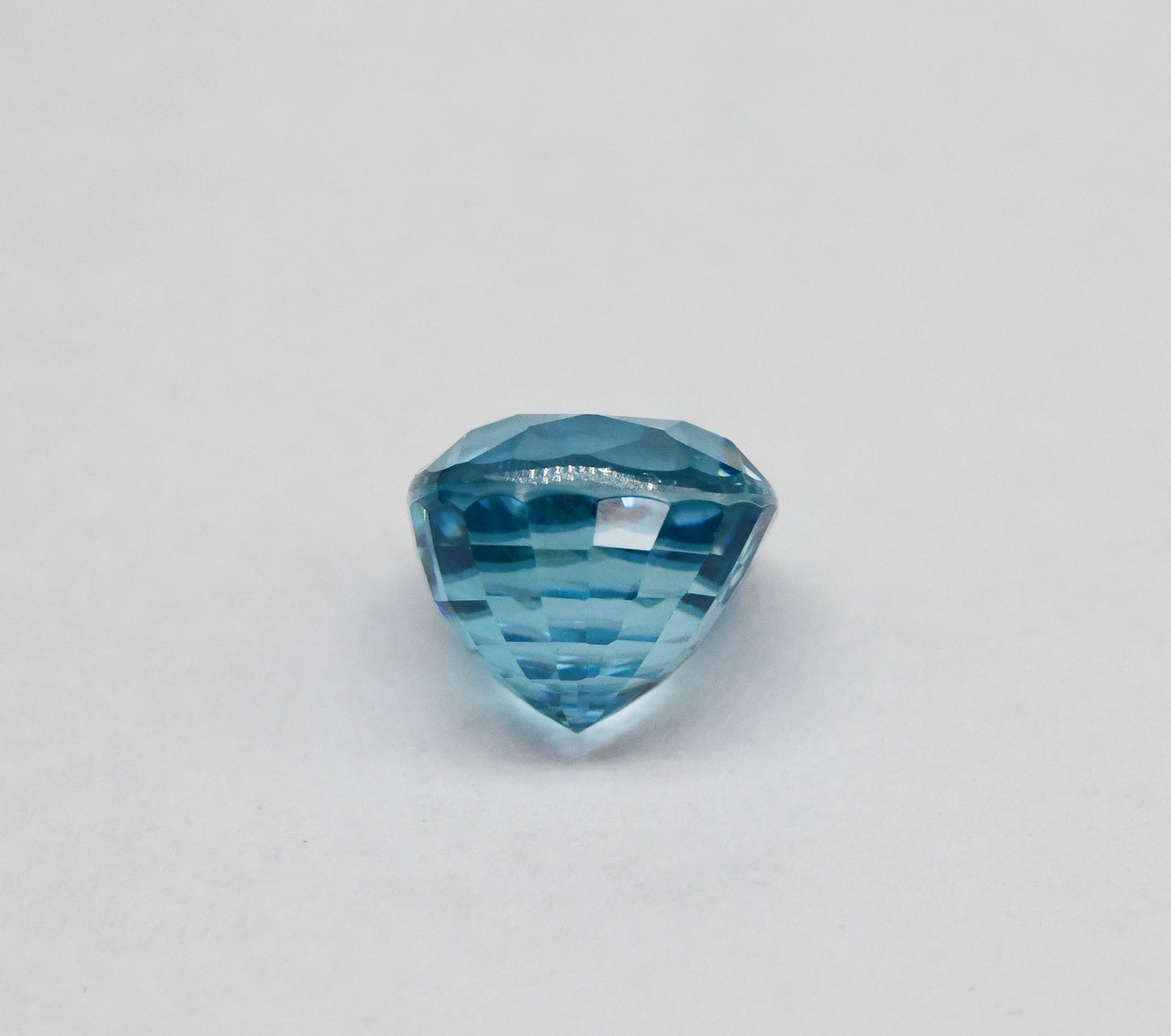 11.53 Cts Blue Zircon from Cambodia: Sparkling Gemstone ZCON18