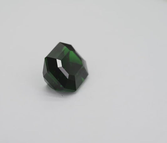 4.33ct Natural Tanzanian Tsavorite | Vivid Green Octagonal Cut GAR08