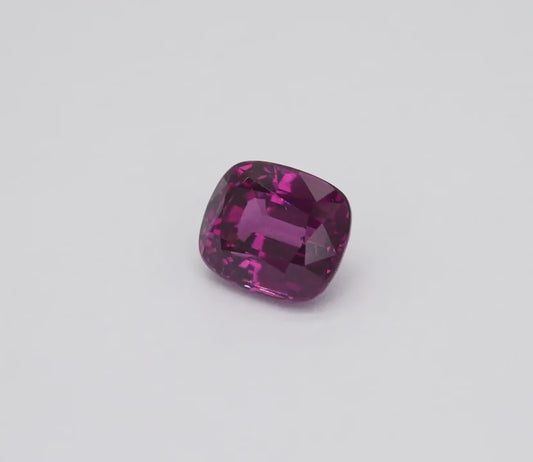 5.05ct Pink Rhodolite Garnet | Internally Flawless Cushion Cut GAR09