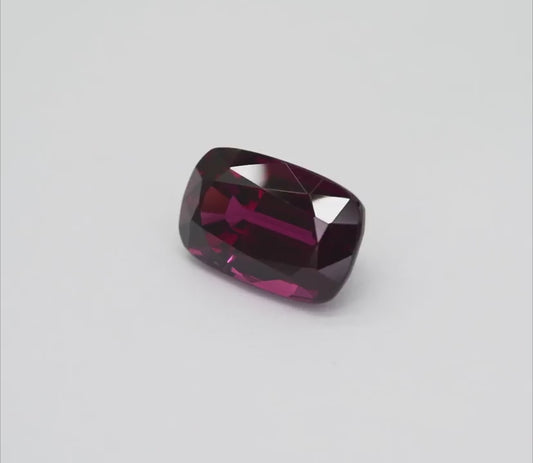 8.96ct Natural Pink Rhodolite Garnet | VVS Elongated Cushion Cut GAR14